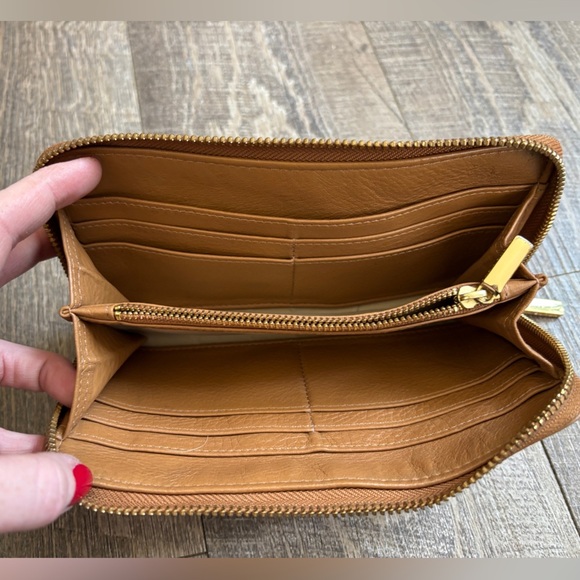 Tory Burch Brown Leather Zip Wallet - Picture 3 of 5